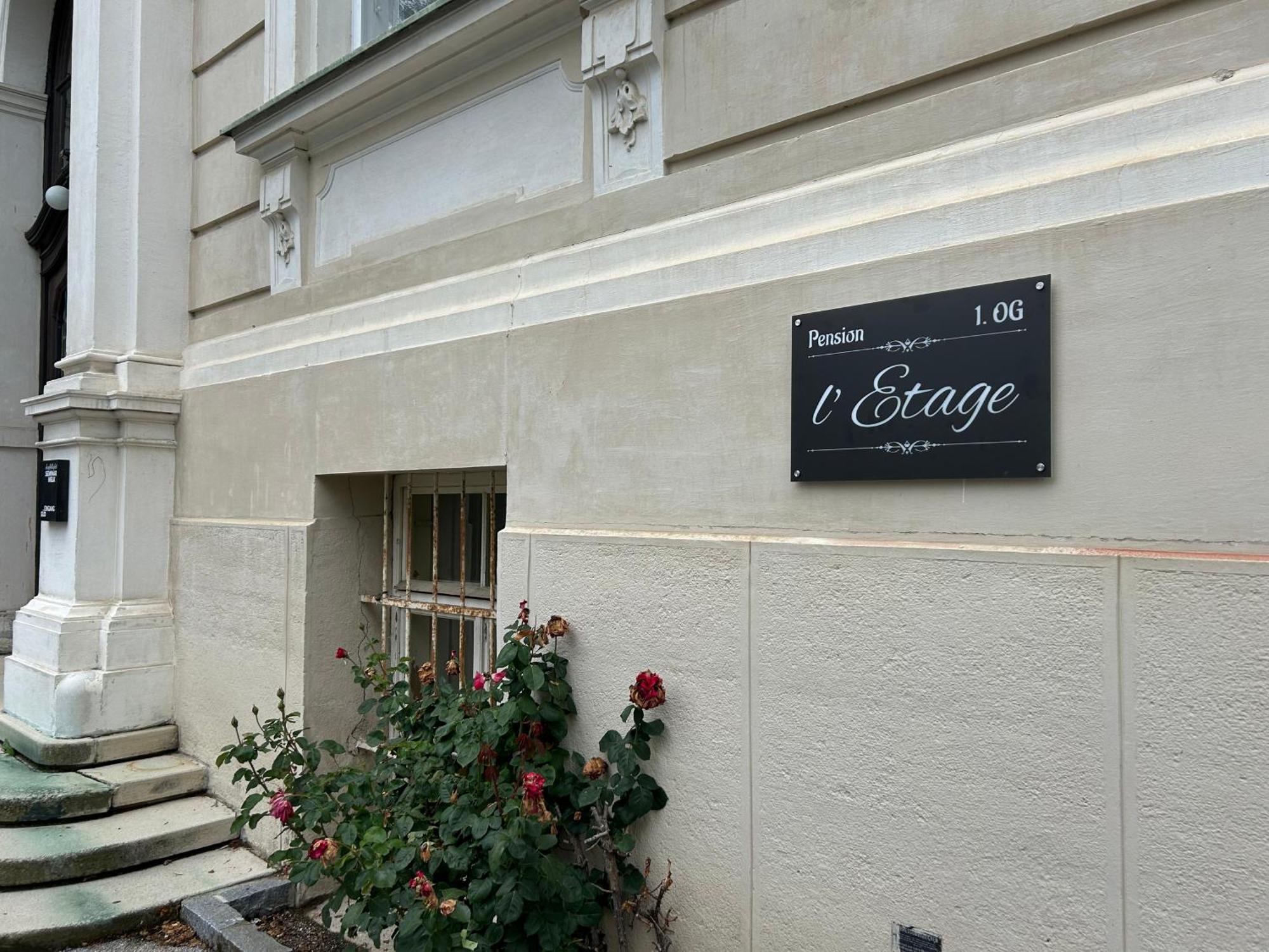Pension L'Etage เมลค์ ภายนอก รูปภาพ